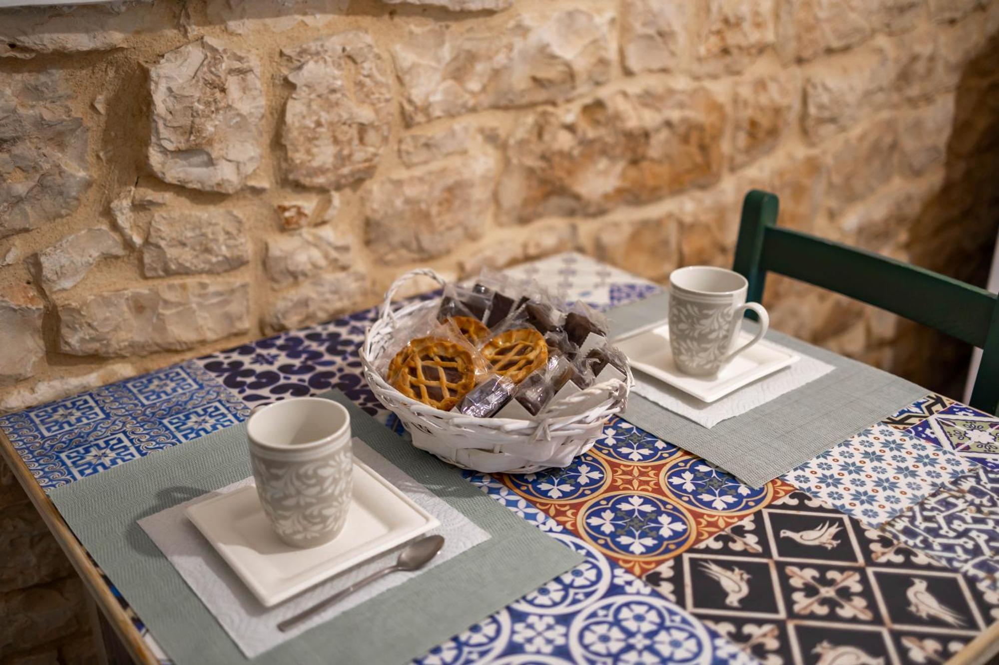 Antiche Mura Apartments"Nido Di Puglia" Monovano Turi Exterior foto